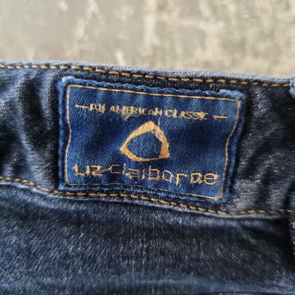 Liz Claiborne Straight Leg Fit Blue Jeans Petite 6 Short - Picture 3 of 7